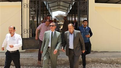 محافظ كفر الشيخ يتابع انشاء المعرض الدائم للسلع الغذائية بغرب المدينة 