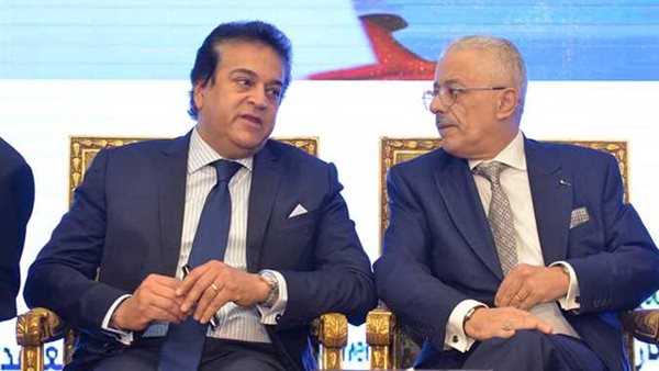 اثناء انعقاد المؤتمر