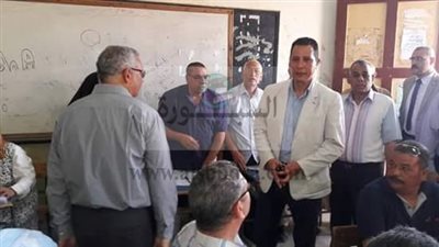 وكيل تعليم بني سويف يتفقد لجنة تقدير  درجات الشهادة الإعدادية  ولجنة مدرسة التمريض 