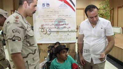 لليوم الثانى على التوالى اللجان الطبية لذوى الإحتياجات الخاصة تواصل أعمالها بجامعة عين شمس 