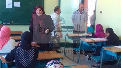 وكيل تعليم برج البرلس تتفقد لجان الشهادة الاعدادية في يومها الثالث 