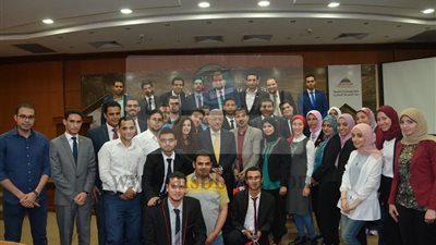 لهذه الأسباب.. طارق شوقى يوجه هجوما حادا إلى مستشارى المواد