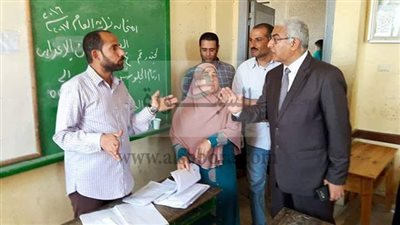 مدير تعليم شرق كفرالشيخ يتابع سير لجان امتحانات الشهادة الإعدادية  