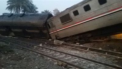 عاجل.. انقلاب قطار فى محطة البدرشين.. وتوقف حركة القطارات تماما