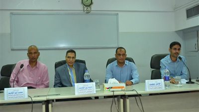 جامعة أسيوط ترفع شعار 