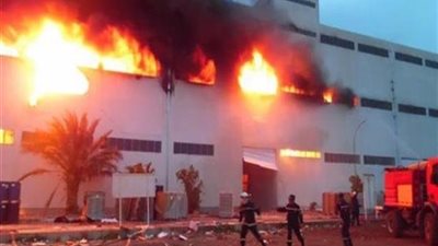 مصرع عامل اثناء السيطرة على حريق مصنع البلاستيك بكرداسة