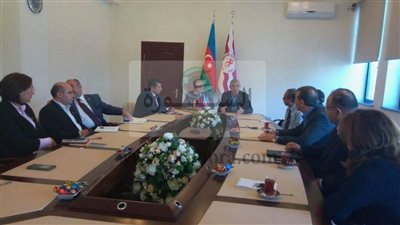 وزير التعليم العالى يستعرض تقريرا بزيارة مساعده لأذربيجان